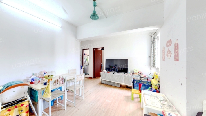 怡雅居二手房实景图