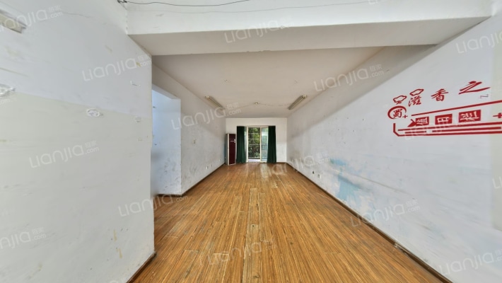 红色佳苑二手房实景图