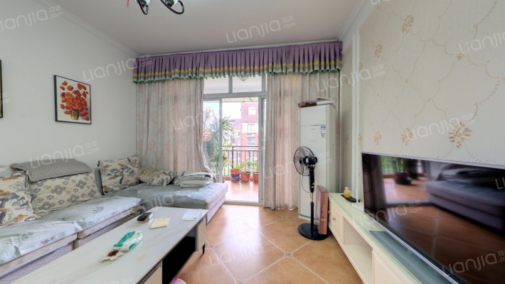 金顿小镇二手房实景图