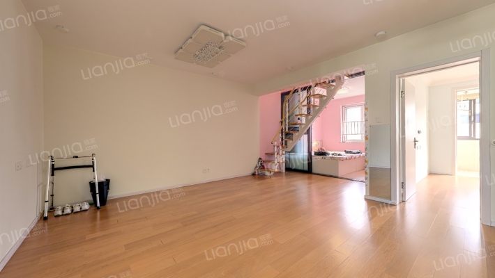 三里亭一区二手房实景图