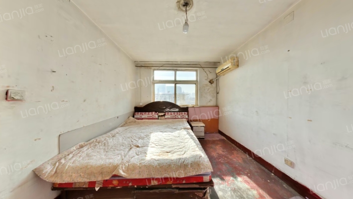 市税务局宿舍二手房实景图