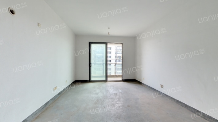 东港嘉苑一区二手房实景图