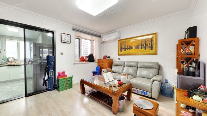 金岭花园B区二手房实景图