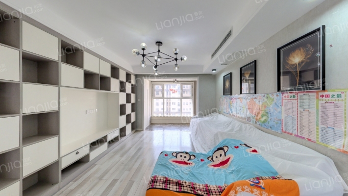 自然界忘岳二手房实景图