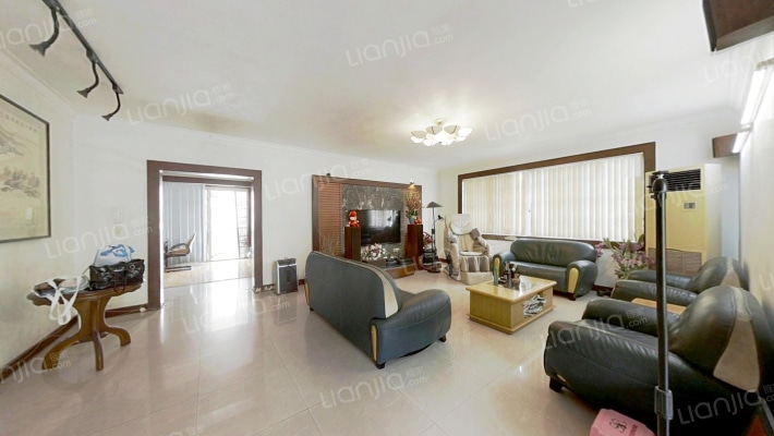 下吕浦三区书声组团二手房实景图