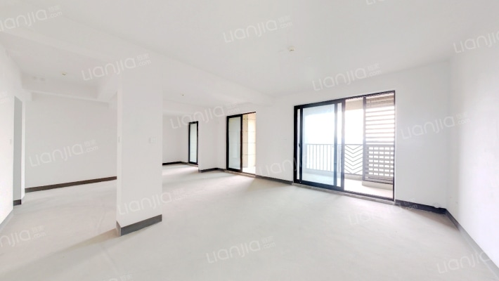 翡翠御府二手房实景图