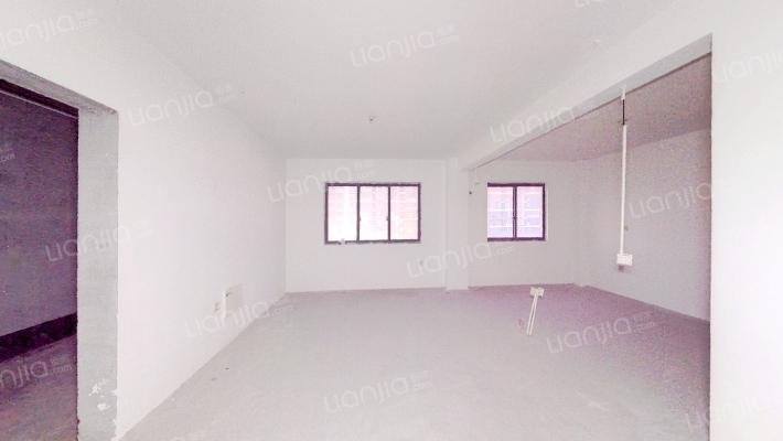 塔南美苑二手房实景图