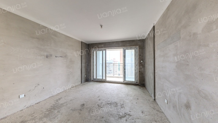 钱隆国际二手房实景图