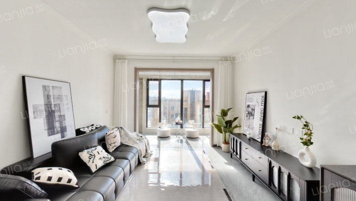 领馆1号二手房实景图