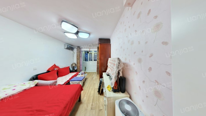 南江西里二手房实景图