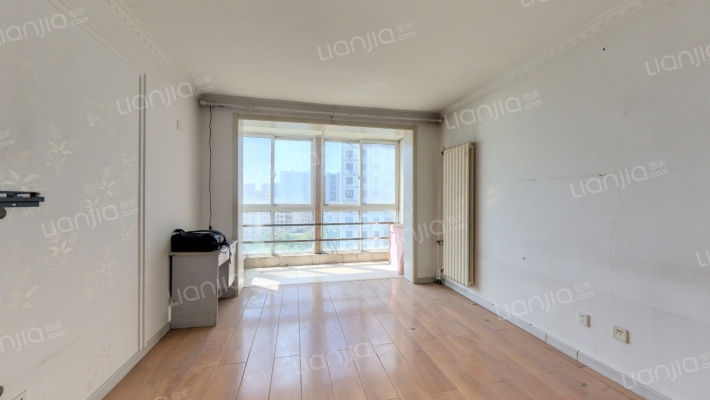 新岭花园三期二手房实景图