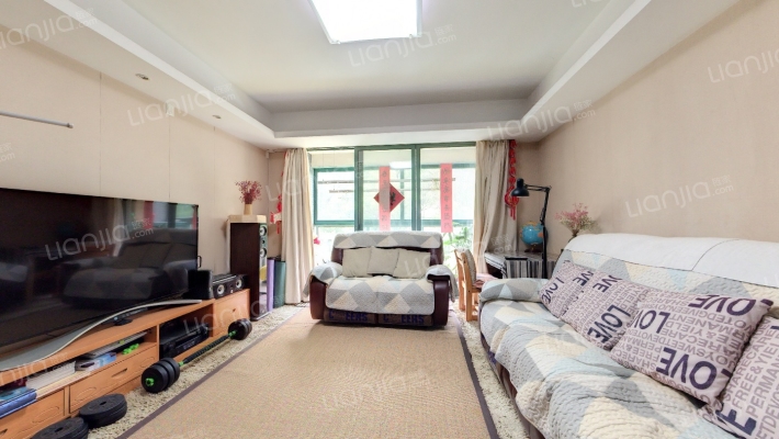 和乔丽晶二手房实景图