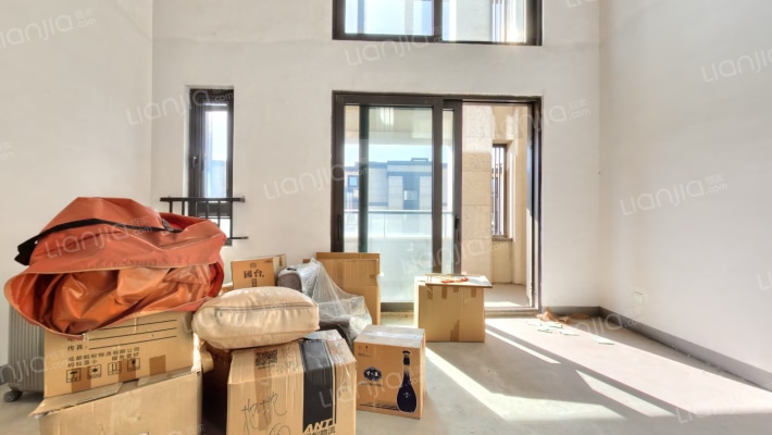 阅山居二手房实景图