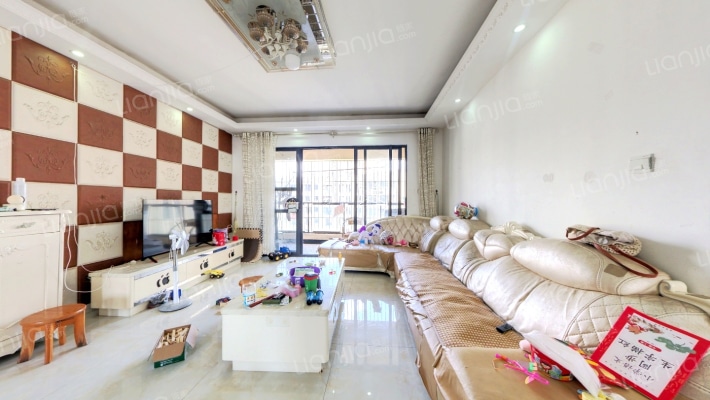 卓越东部蔚蓝海岸二期二手房实景图