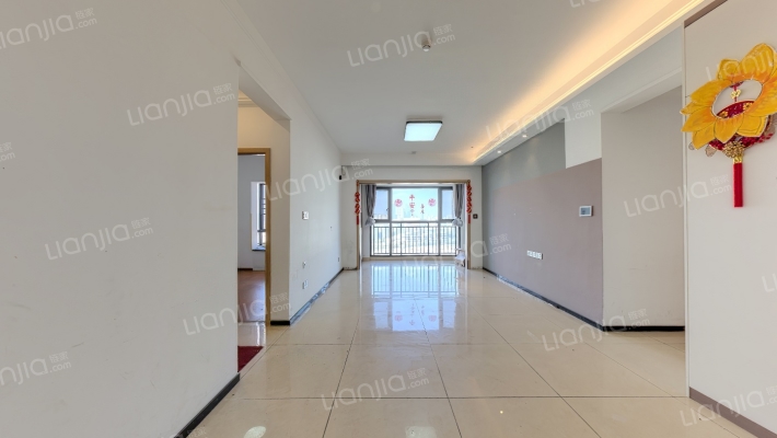 海伦国际依云郡二手房实景图