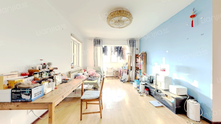 津铁泰苑二手房实景图