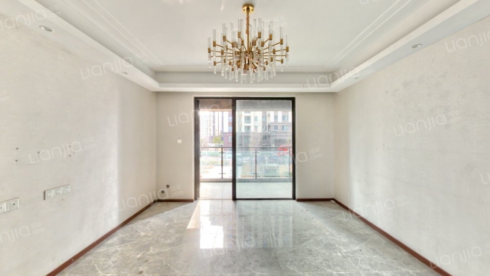 晨鸣观海华苑二手房实景图