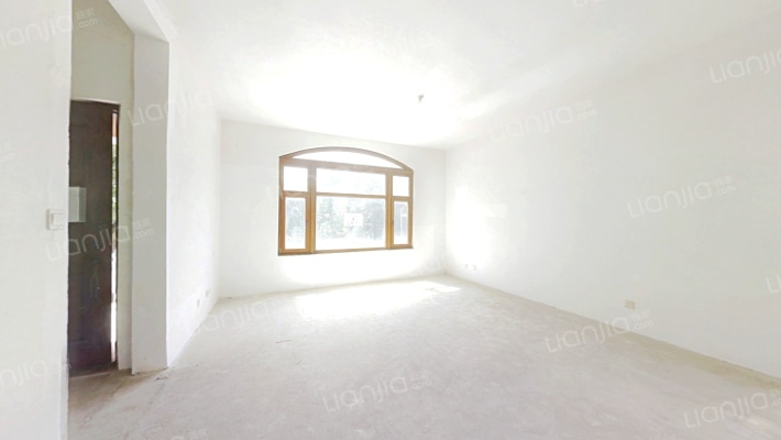 鲁能胜地逸海园二手房实景图