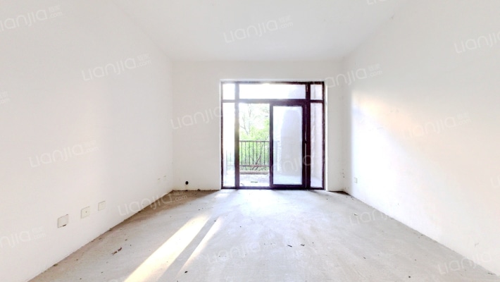 柏林河畔二手房实景图