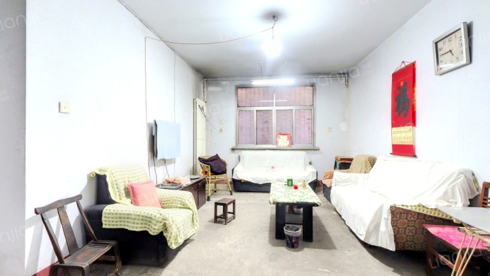 市公路管理总段宿舍楼二手房实景图