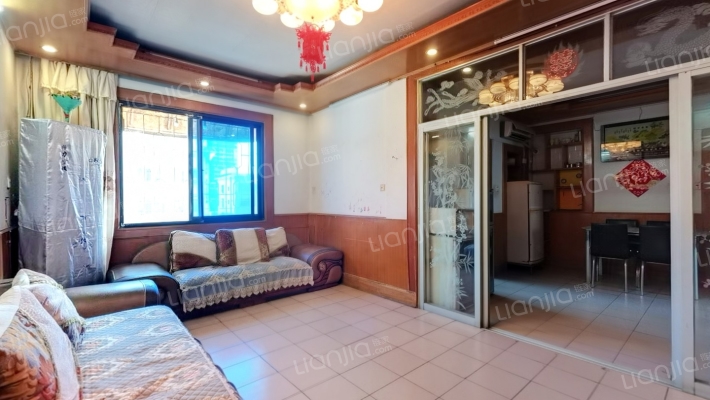 红盾小区二手房实景图