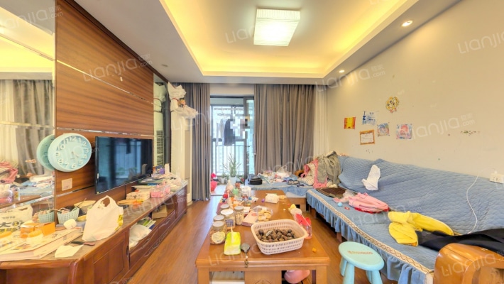 万科城二期B区二手房实景图