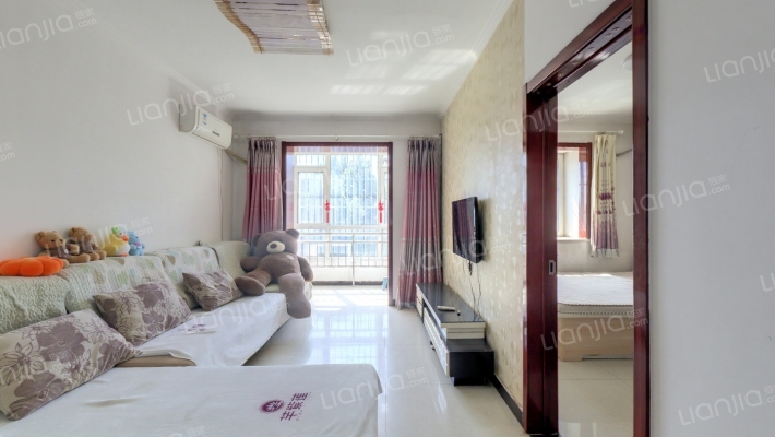 鹏润四季花园小区开发区精装修两居室拎包入住总价低-客厅