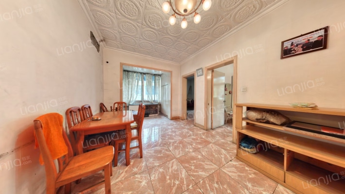 商业街50号二手房实景图