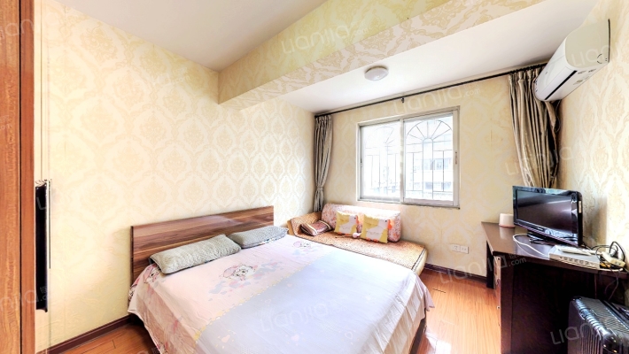 新西洪新村二手房实景图