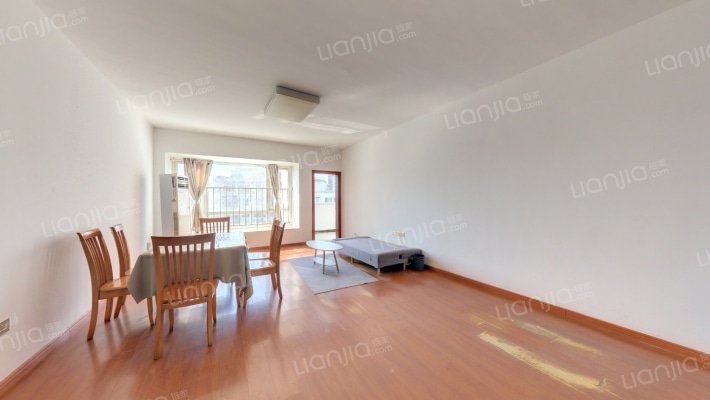 滨江嘉苑二手房实景图