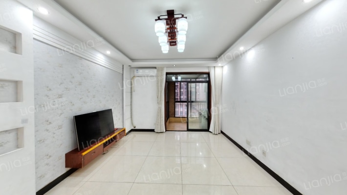 凤凰城一期二手房实景图