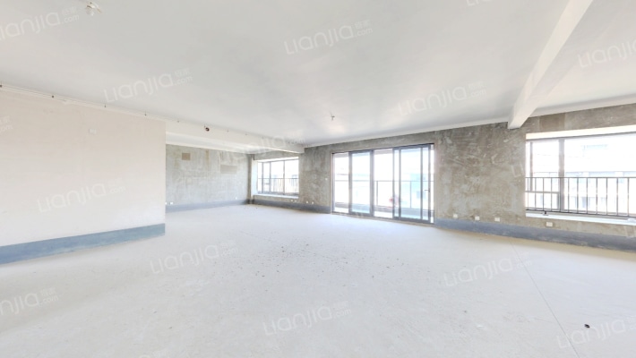 金地鸣庐府二手房实景图