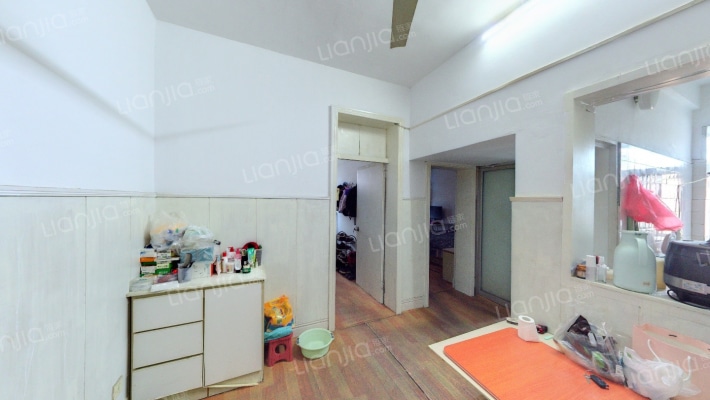 镇电新村二手房实景图