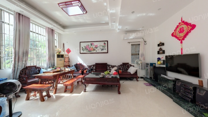 富丰东街十巷8号二手房实景图