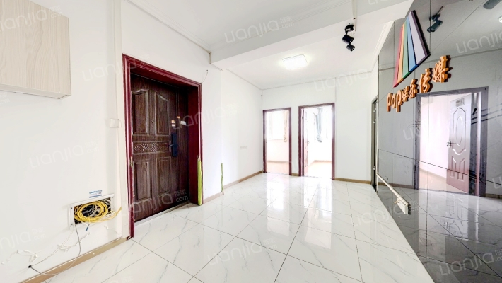 中力名居二手房实景图