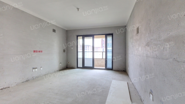 蔚来云城颐园二手房实景图