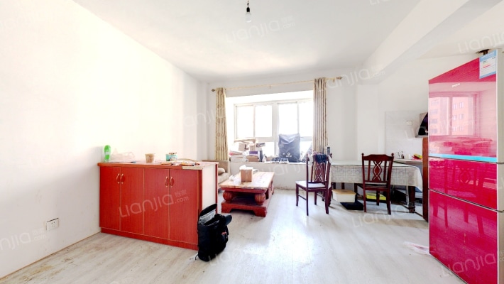 中泰华府二手房实景图