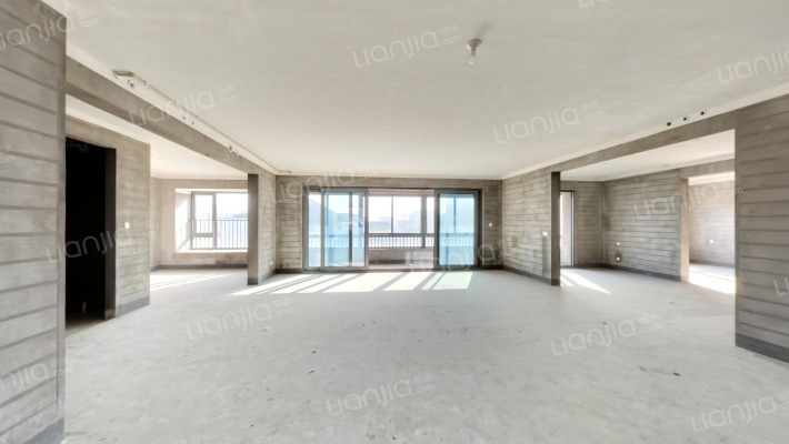 绿城汀澜鸣翠府二手房实景图