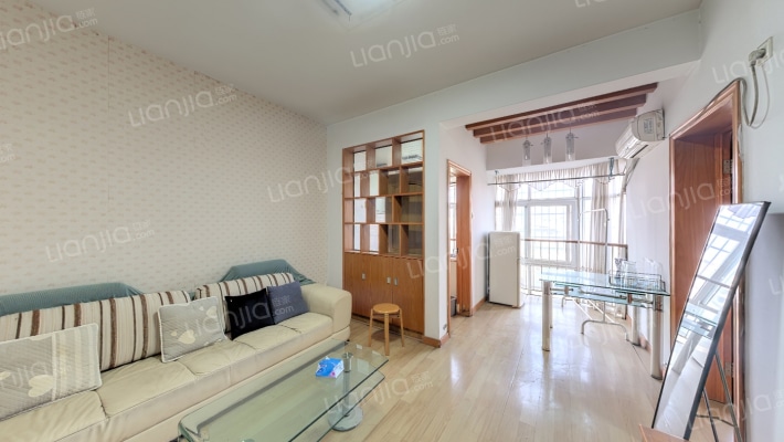 东方广场二手房实景图