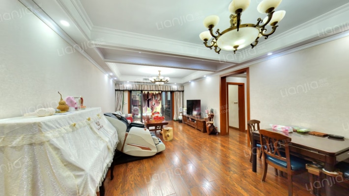 江与城二手房实景图