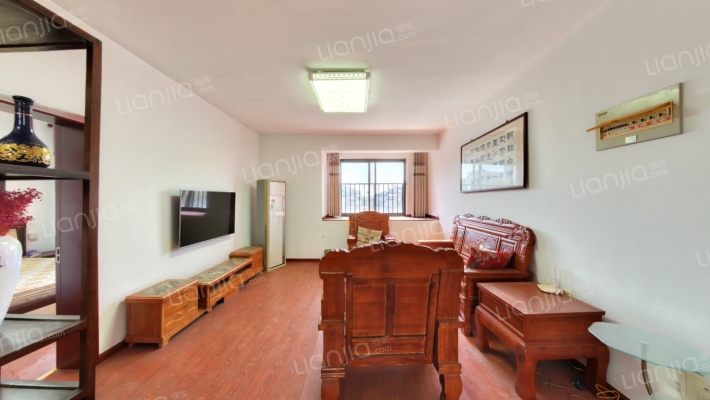 鸿盛铭邸二手房实景图