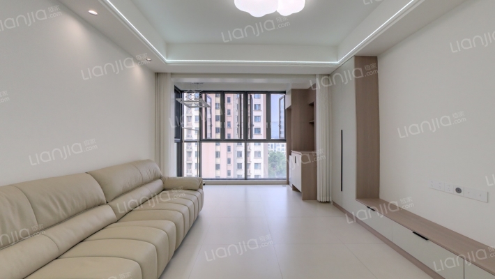 亿达云山湖二手房实景图