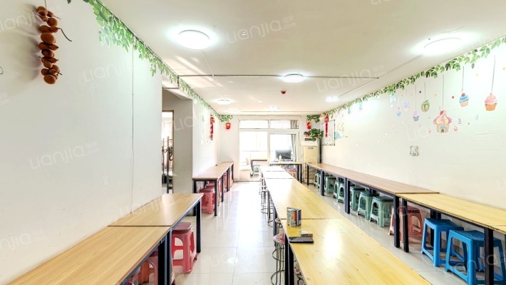 山师北街4号院二手房实景图