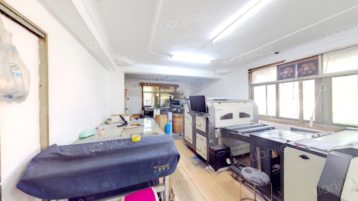 林科大教工宿舍二手房实景图