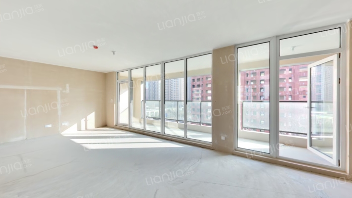 青特缦云二手房实景图