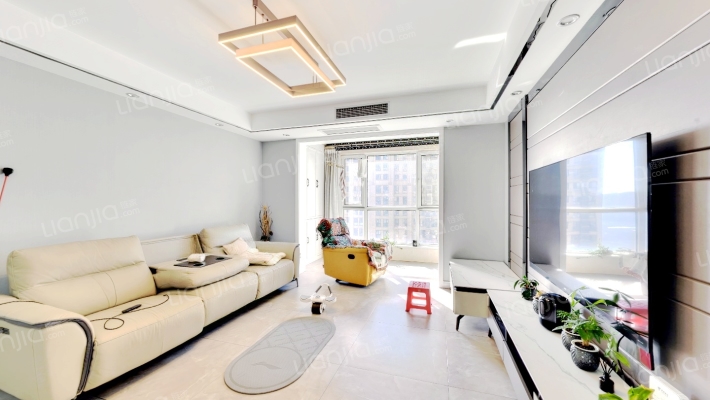 凤凰湖畔二手房实景图