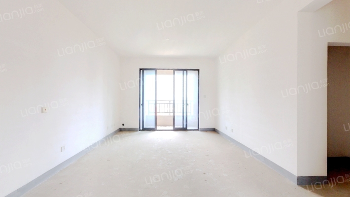 绿地国际博览城二期博鸿二手房实景图