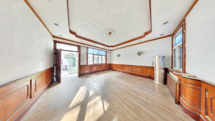 龙泉街1643号东区二手房实景图