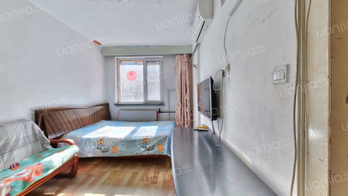 华南沃尔玛六和路二手房实景图