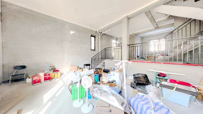 枫丹白露二手房实景图